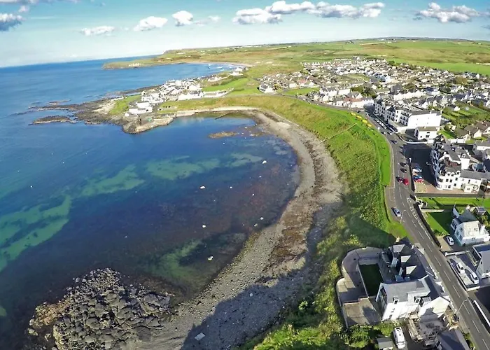Cosy Coastal Cottage In Portballintrae