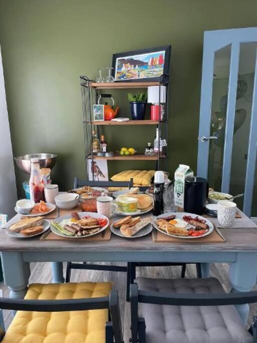 Cosy Coastal In Portballintrae