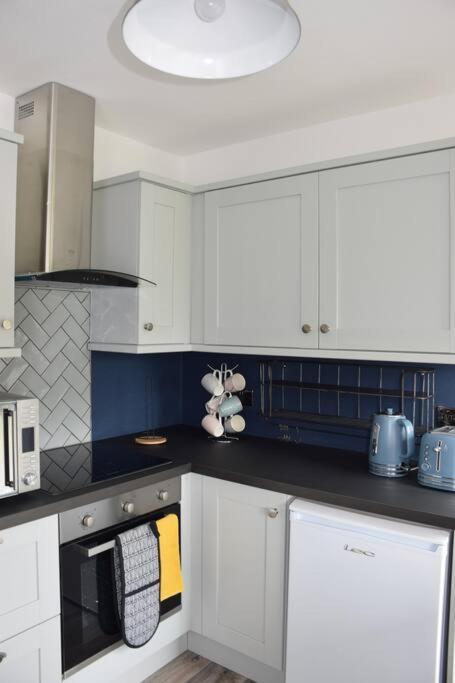 Cosy Coastal In Holiday home *